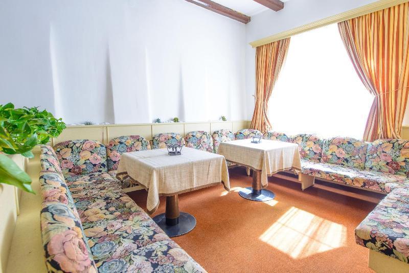 Park Hotel Faloria Canazei Exterior photo