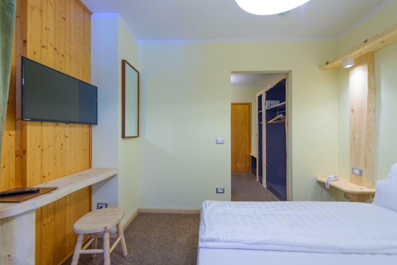 Park Hotel Faloria Canazei Exterior photo